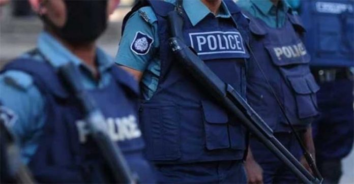 police-fight-dp-20220827150531-20221019121851